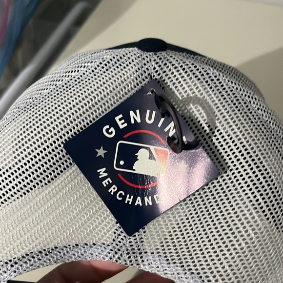 New Seattle Mariners MLB Fan Favorite Trucker Hat One Size Fits All Adjustable - Picture 10 of 10